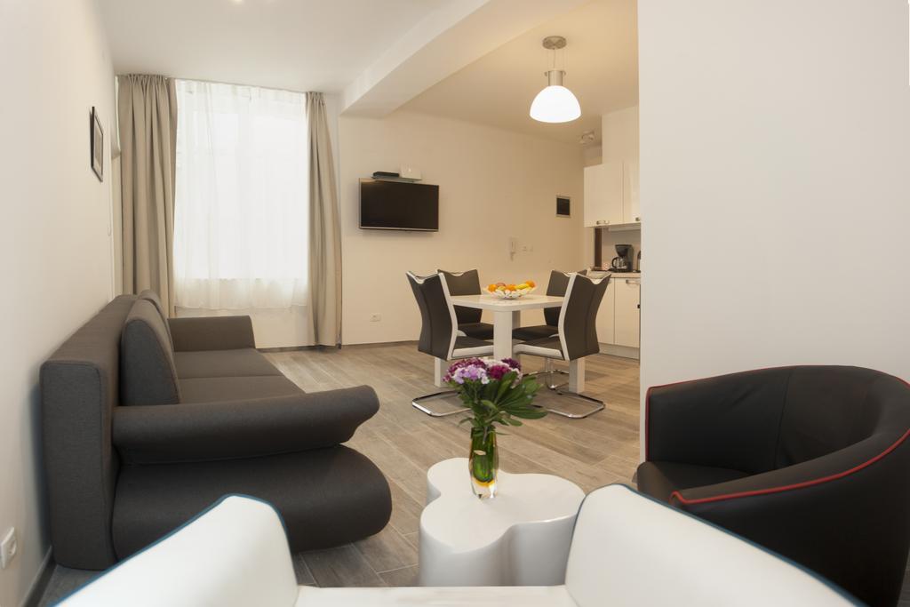 Apartman Old Square Split